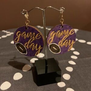 Fun wooden handmade earrings, light weight, NWOT